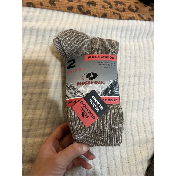 Mossy Oak 2 Pairs Wool Blend Full Cushion Crew Socks Mens US Shoe Size 6-12 - Picture 1 of 4
